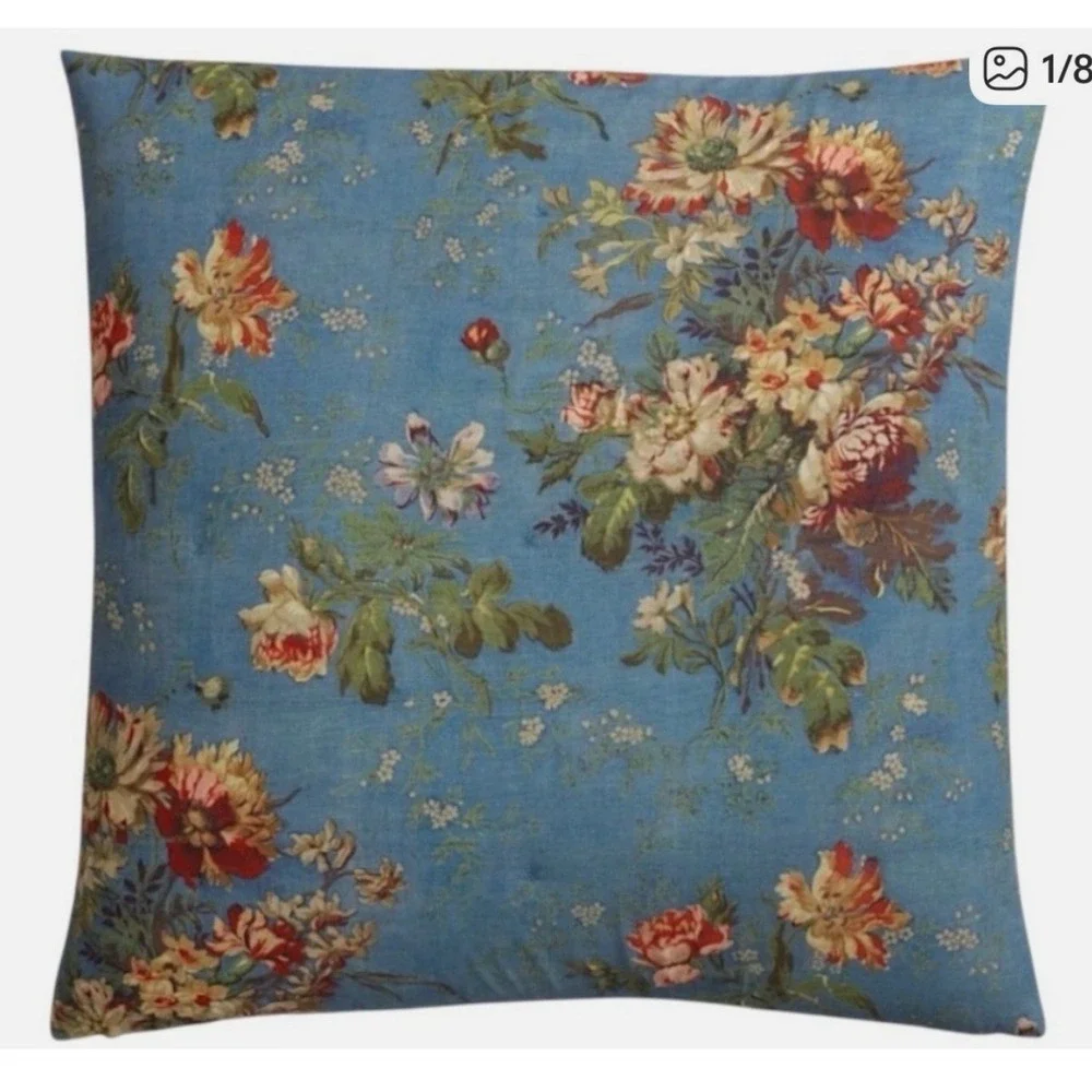 Pottery Barn Set of 2 Reversible Pillow Shams Euro 26